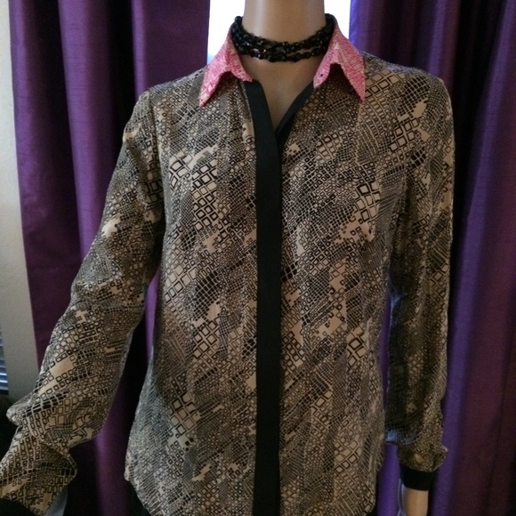 Trina Turk 100% Silk Top, Size Petite/Small - Picture 5 of 8